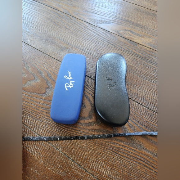 Ray-Ban Eyewear Glass Sunglass cases.  Black and Blue Children's sizes - Picture 5 of 5